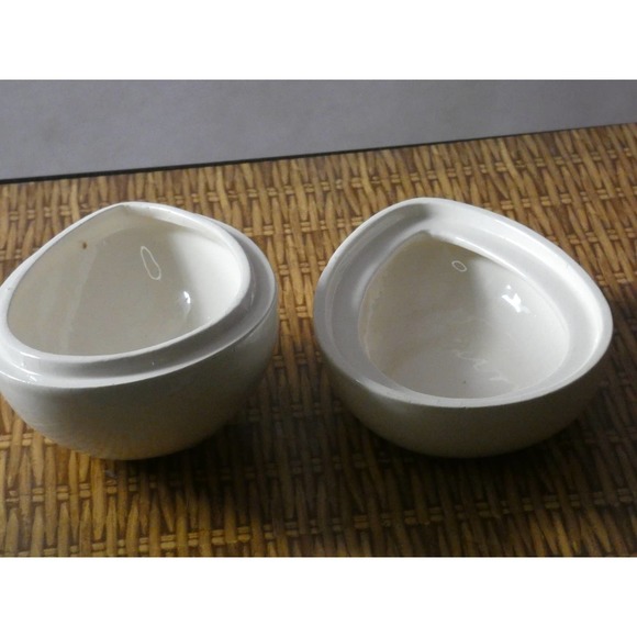 Vintage 1975 Bell Ceramics Trinket Egg - Personalized, Handmade & Hand Painted - Picture 4 of 7